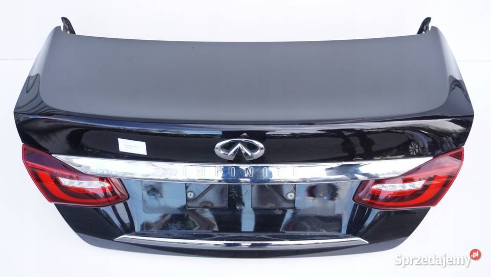 LAMPA W KLAPĘ BAGAŻNIKA TYŁ PL INFINITI Q70 LIFT Nowy Tomyśl