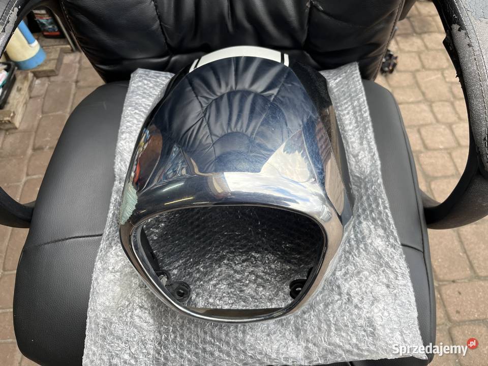SUZUKI VZR1800 M109 CHŁODNICA KPL LAMPA OWIEWKA