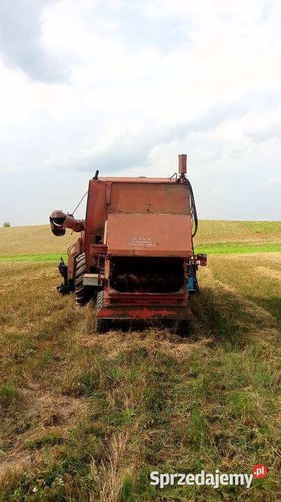 Kombajn Zbożowy Bizon Super Z056 Brzydowo