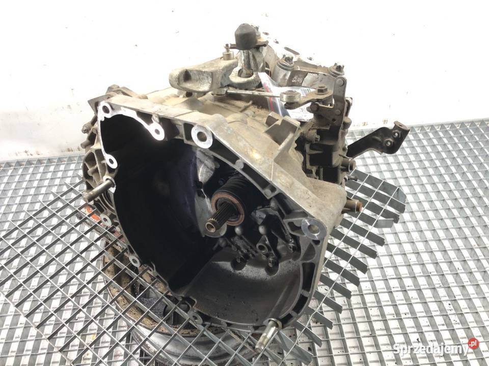 SKRZYNIA BIEGÓW FIAT 500X 55236747 16 120 osobowe