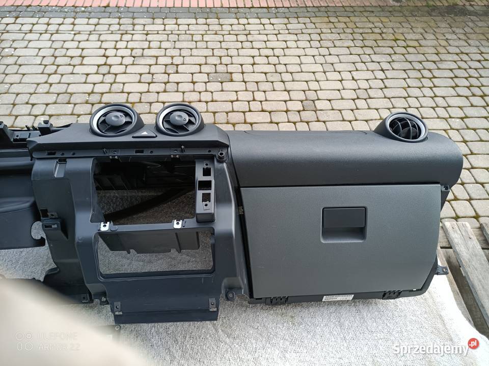 Deska rozdzielcz z dwoma poduszkami i sensorem Deski rozdzielcze, konsole Pamiątkowo