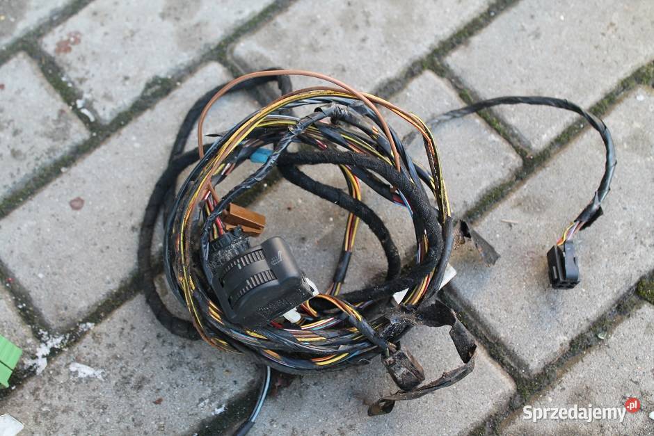 Wiązka podgrzewanych foteli polo classic caddy sprzedam