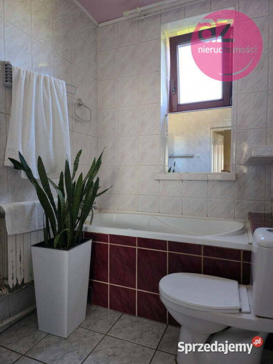 Dom jednorodzinny z suterenami i Lipinki sprzedam