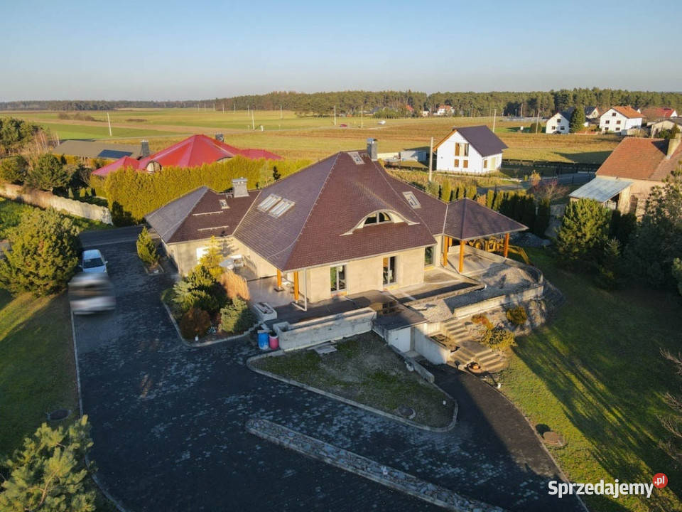 Dom na sprzedaż pow 282 m2 dz 39 ar Gogolin sprzedam