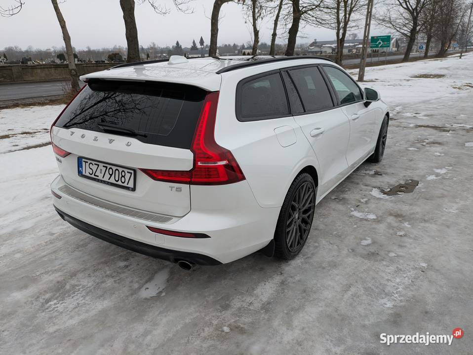 Volvo V60 T5 2020 stan aluminiowe felgi Pliskowola sprzedam