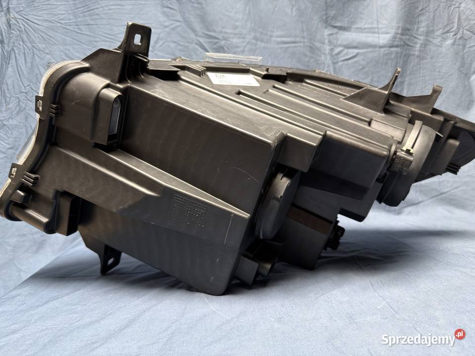 LAMPA PRZEDNIA PRAWA MB A9109060100 wielkopolskie Września sprzedam
