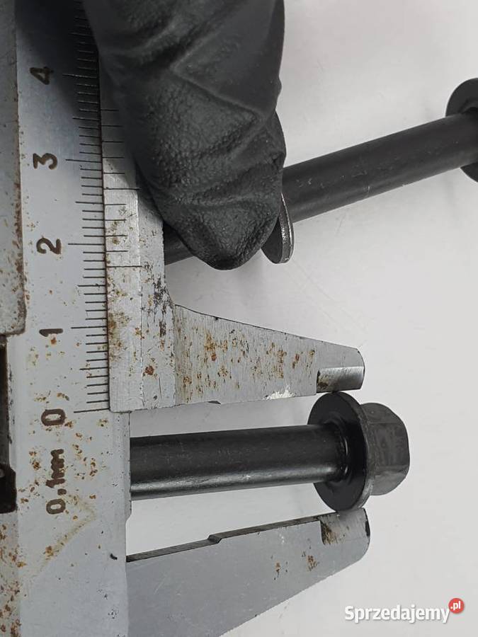 Sruba Glowicy Szpilka Honda Cb 650F 1418 Silniki i osprzęt Łódź