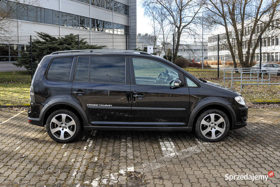 Volkswagen Touran Cross 20TDI Lift 7osobowy Wrocław sprzedam