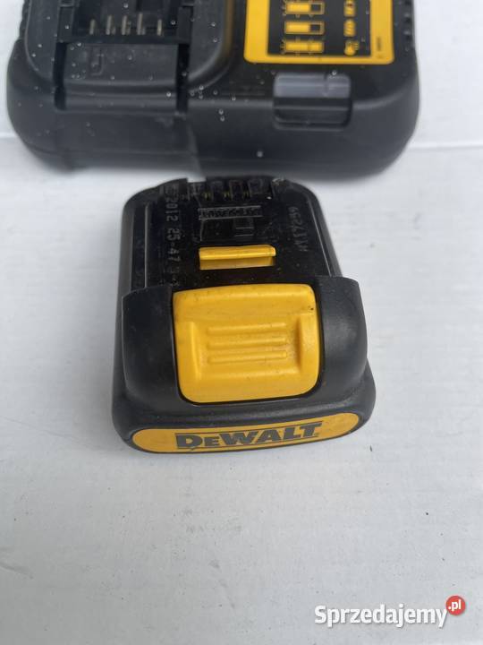 Ładowarka z baterią Devalt Żary