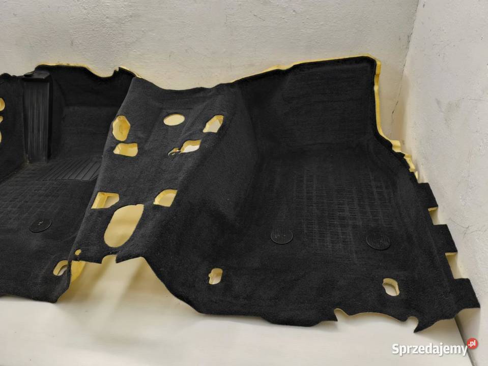 DYWAN WYKŁADZINA PRZÓD BMW F20 7272631