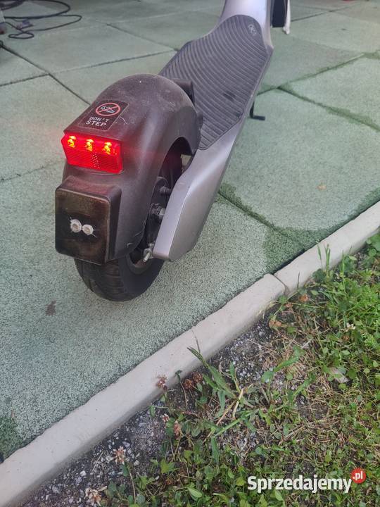 Hulajnoga elektryczna