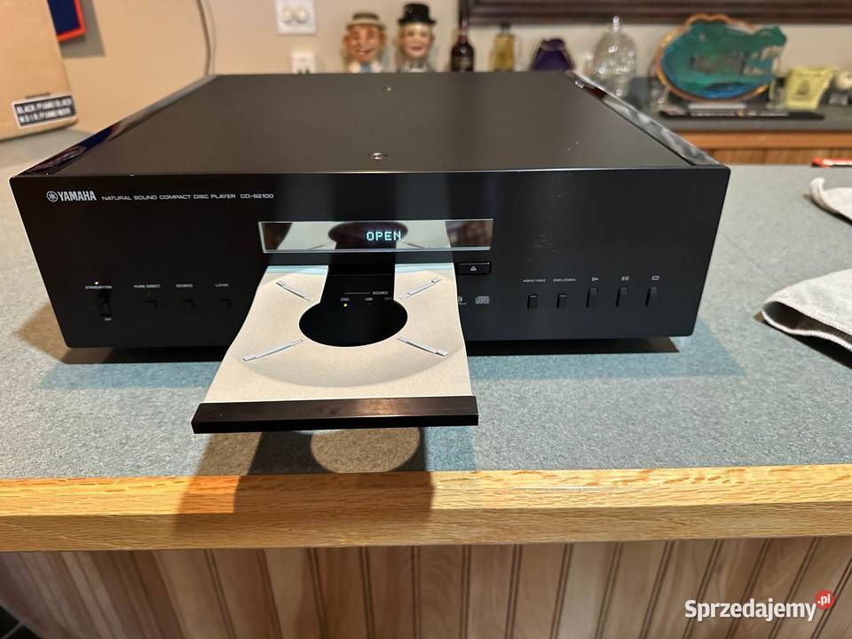 Yamaha CD S2100 SACD CD Player