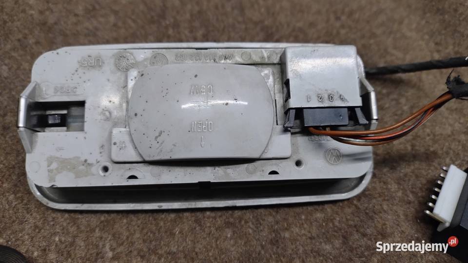 Skoda Felicia lampka sufitowa wewnętrzna sufitu Pozostałe Rymanów
