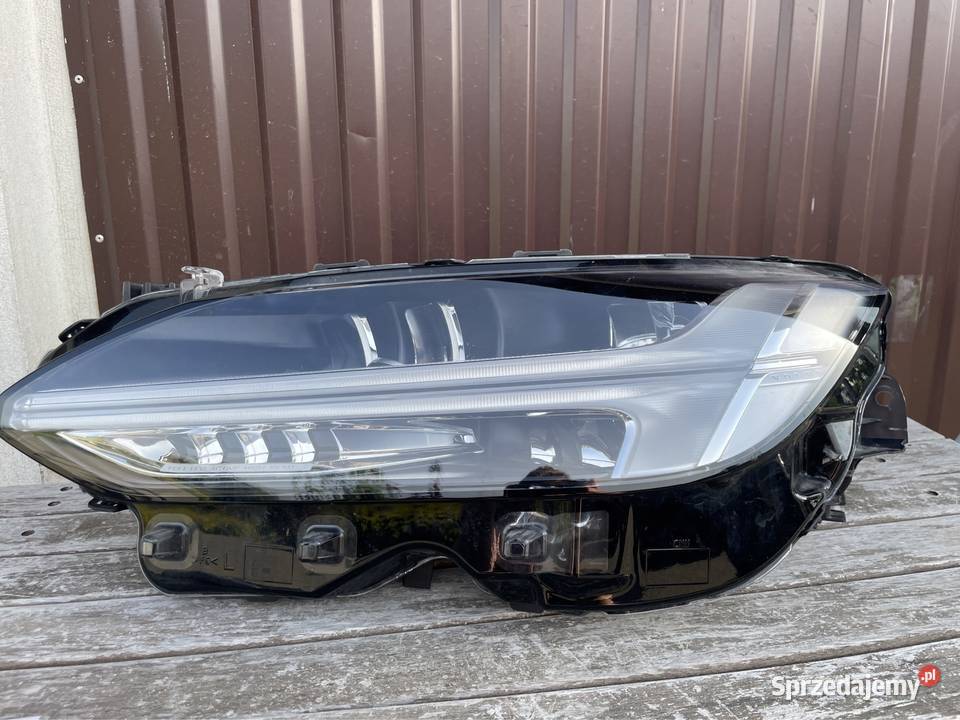 Volvo S90 V90 lift reflektor full Led 19 osobowe Kozubszczyzna