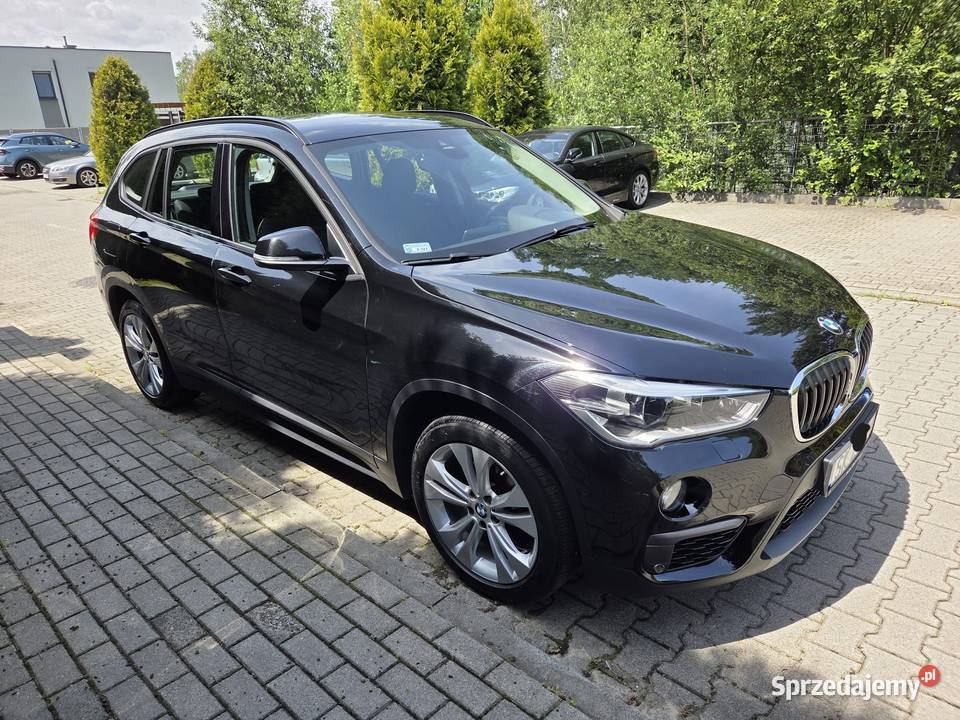 SPRZEDAM BMW X 1  Przebieg 99853 tyś