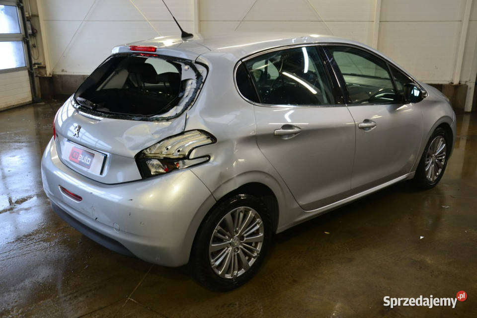 Peugeot 208 16 hdi 100 ekonomiczny climatronic srebrny Kęty