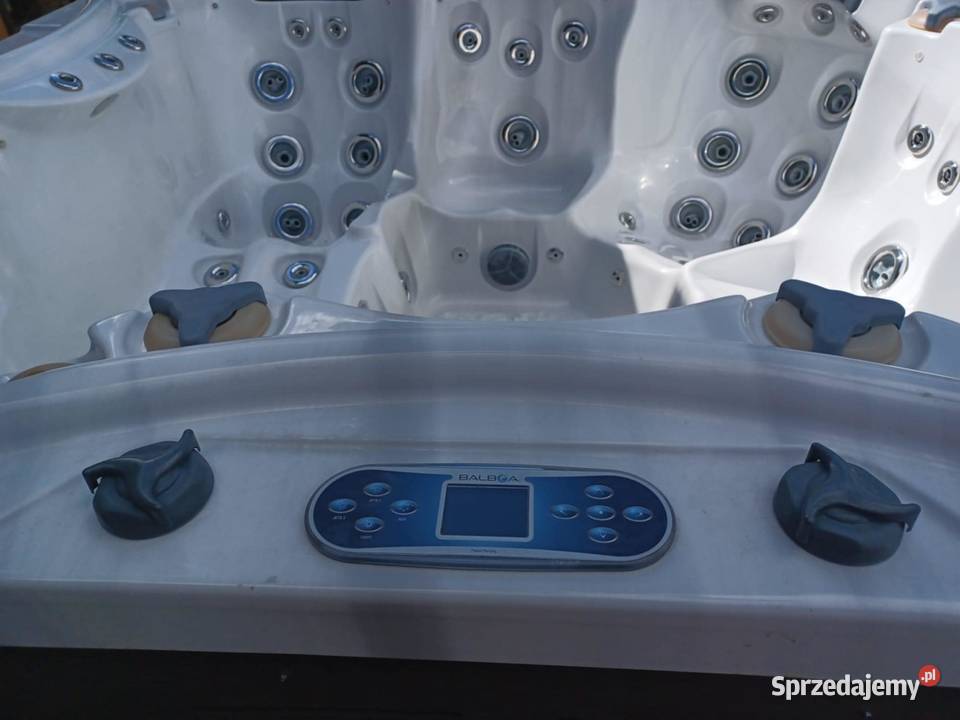 WANNA OGRODOWA JACUZZI 6 osób z hydromasażem zachodniopomorskie Osina sprzedam