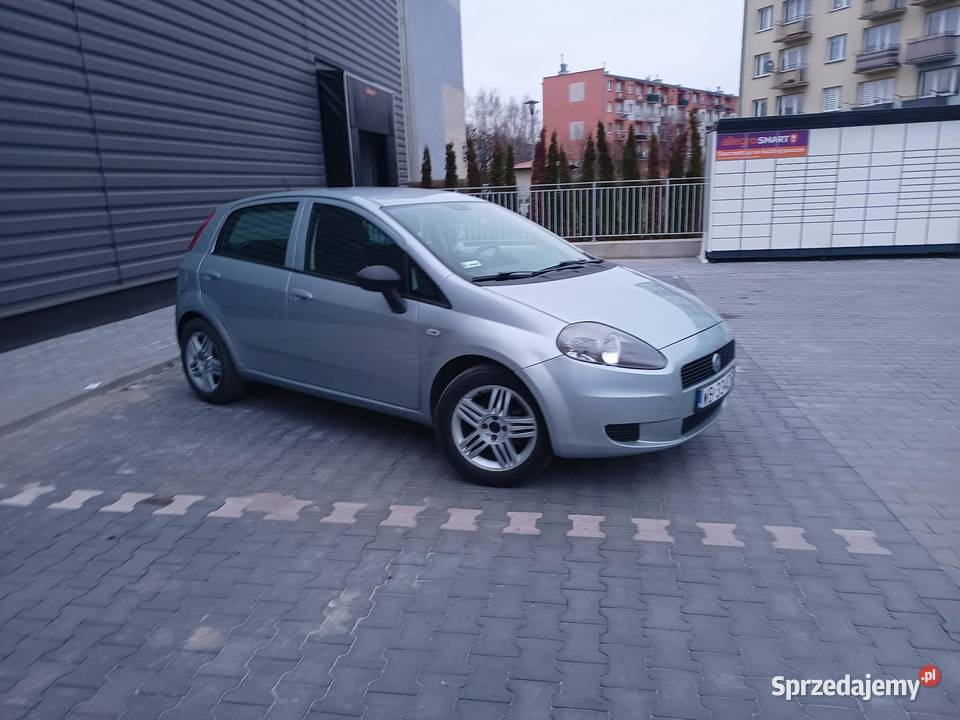 Fiat Grande Punto niski przebieg Skarżysko-Kamienna sprzedam