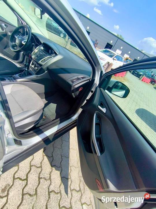 Ford Focus Trend 16 TDCi MR 11 E5 95 2012r Wrocław