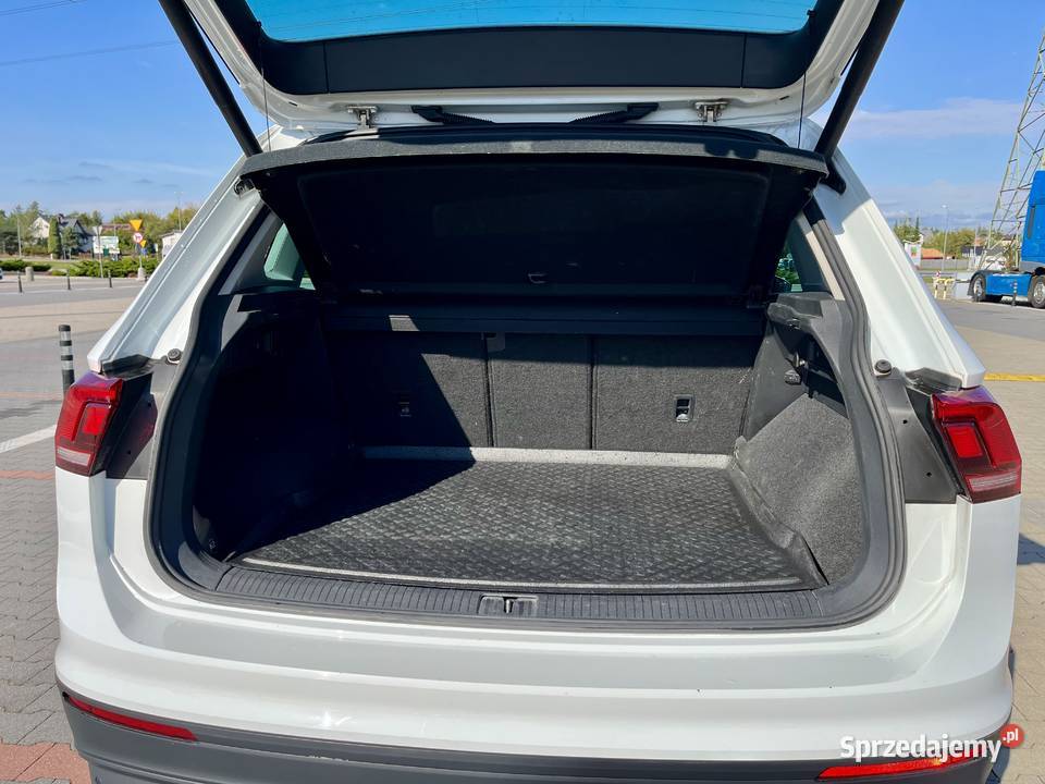Volkswagen Tiguan 15 TSI EVO IQ Drive DSG ASO benzyna Warszawa