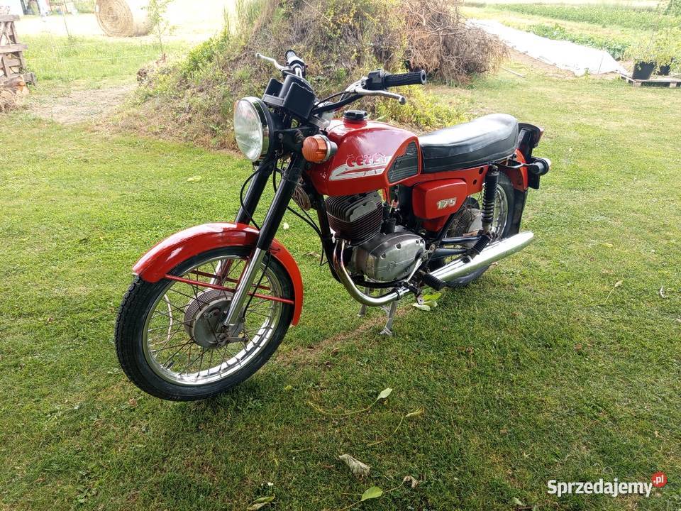 Motocykl Cz 175 zarejestrowany jako zabytek Krosno