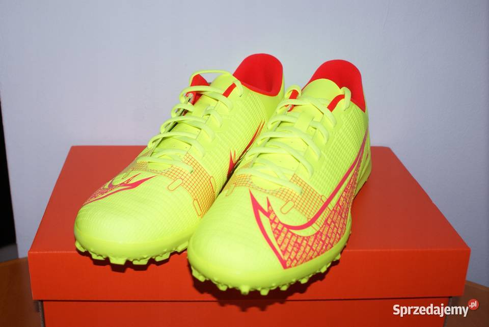 BUTY PIŁKARSKIE NIKE MERCURIAL VAPOR 14 CLUB TF kujawsko-pomorskie Toruń