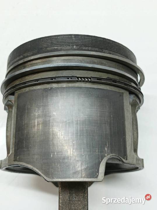 TŁOK KORBOWÓD 27 D Kia K2700 II 1997 2004 Rok produkcji 1999 świętokrzyskie