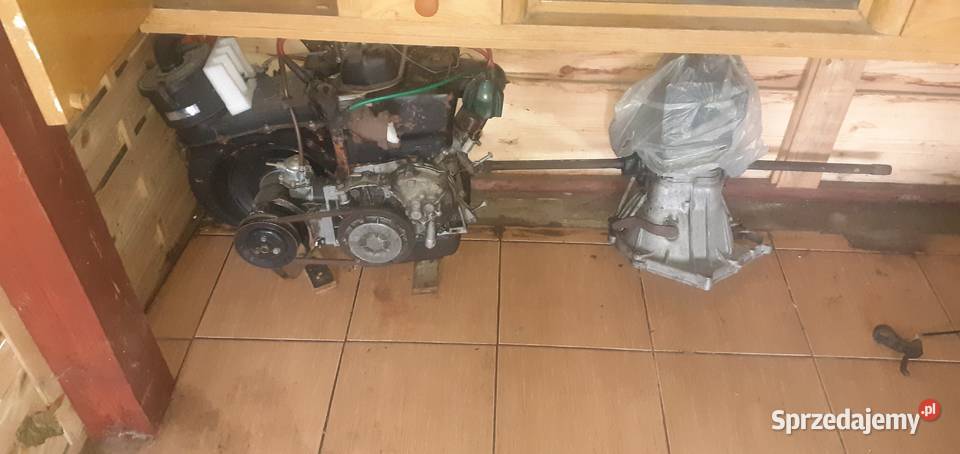 Silnik Fiat 126p 18 000 przebiegu Rok produkcji 1983 Bełchatów