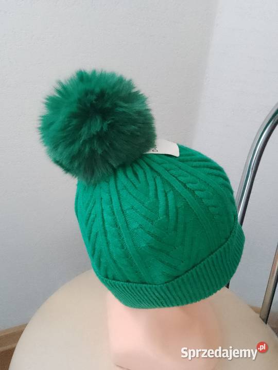 Czapka damska z pomponem zielona Chrzanów