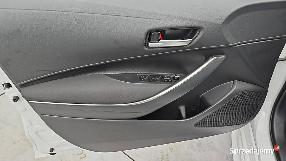 Toyota Corolla 12 T Comfort Z Polskiego Salonu kurtyny powietrzne Warszawa