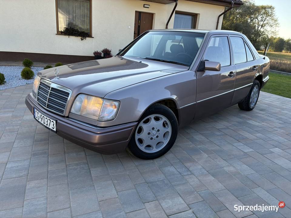 MercedesBenz W124 20d 5biegow 1993r w super gniazdo USB Grudziądz