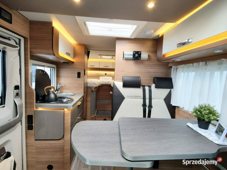 samochody kempingowe Weinsberg CaraCompact MB małopolskie Gaj