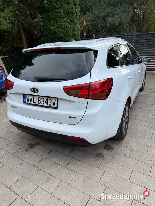 Kia Ceed Kombi Rok produkcji 2015 Samochody osobowe sprzedam