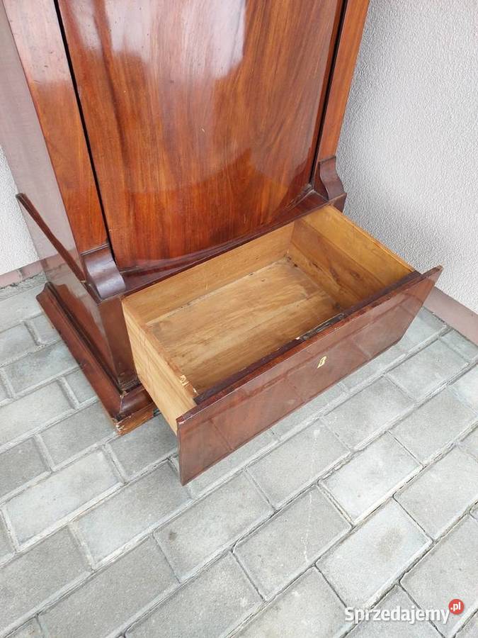 Stary słupek cylindryczny szafka biedermeier pomorskie Tczew