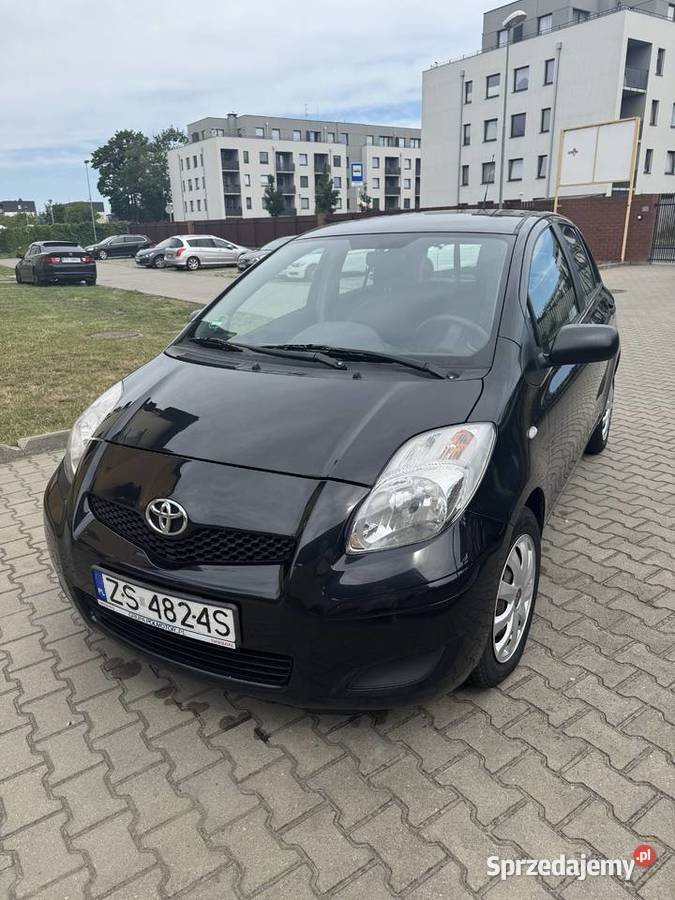 Toyota Yaris II 133 Dual VVTi pierwszy nieuszkodzony Szczecin