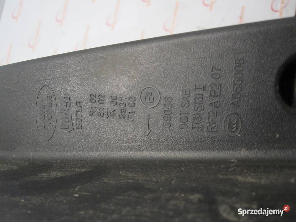 RANGE ROVER SPORT LIFT 12r lampa lewy tył