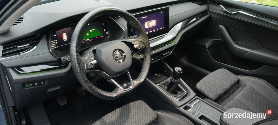 koda Octavia Bogate wyposażenie 15 TSI ACT 150HP elektryczne lusterka Stare Budy
