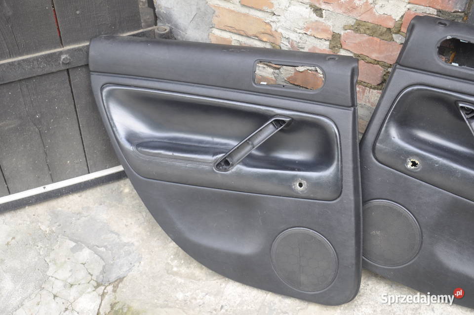 Passat B5 Boczki Skóra Przedlift Czarna Komplet Części samochodowe