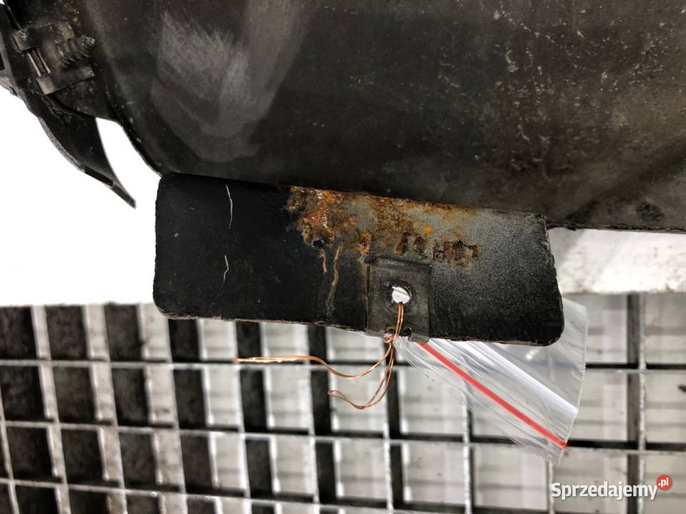 BŁOTNIK PRZÓD PRAWY BMW E83 Kombi 0311 OSŁONA osobowe