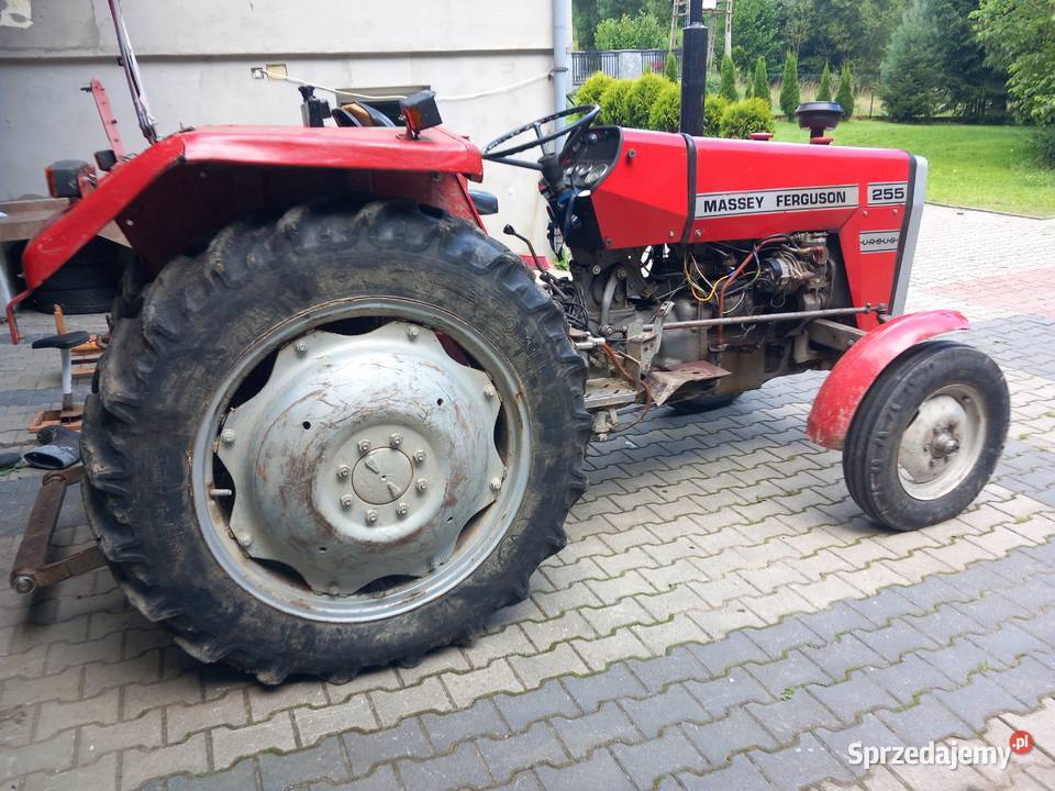Ciągnik rolniczy traktor massey ferguson 255 Myślenice