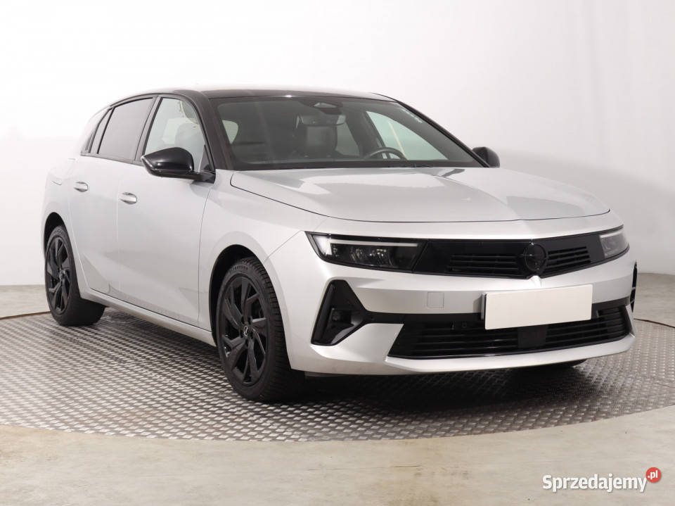 Opel Astra 12 Turbo pełny VAT Katowice
