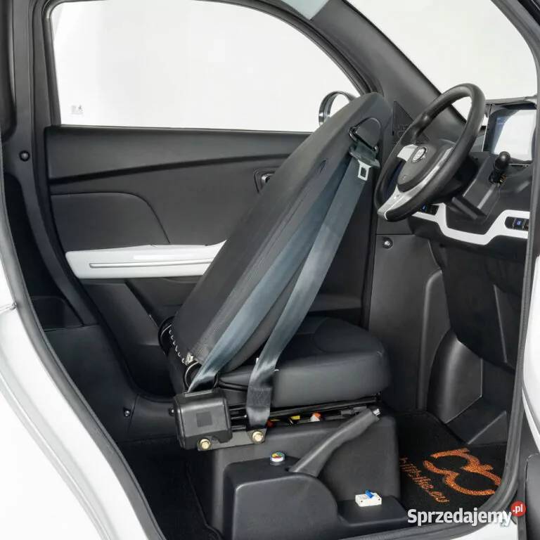 skuter elektryczny zabudowany z dachem MICRO CAR Tarnów sprzedam