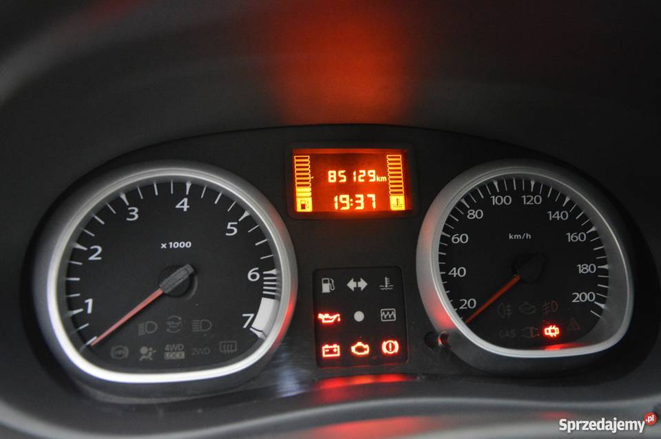 Dacia Duster Benzyna LPG kobiety zadbana poduszka powietrzna Warszawa