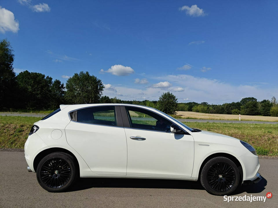 Alfa Romeo Giulietta Aktywny wydech Podwójny bluetooth Karczew