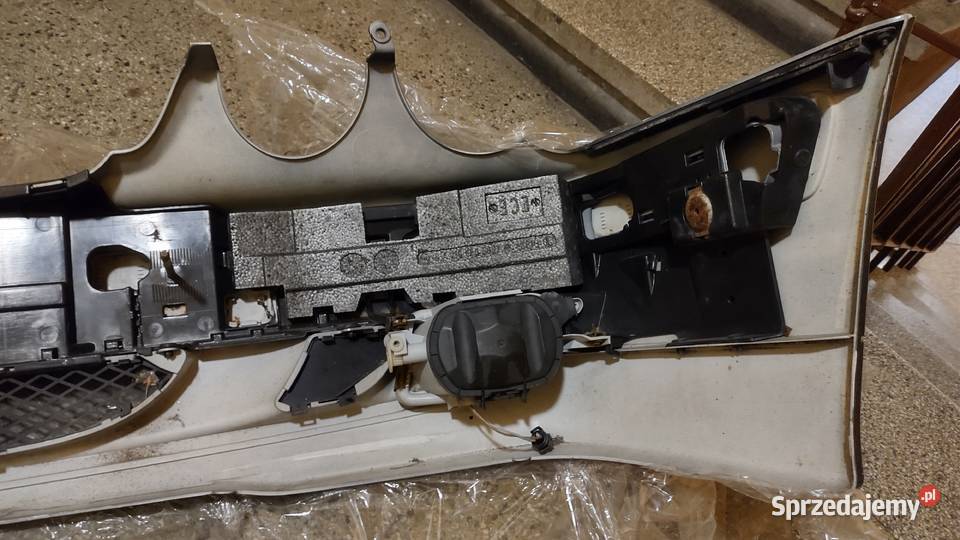 Zderak przód Mercedes W210 lift mazowieckie