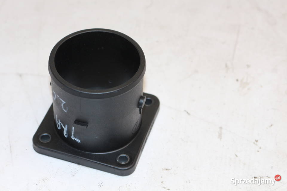 HYUNDAI TRAJET 20 CRDI ŁĄCZNIK PRZEPUSTNICY Prochowice