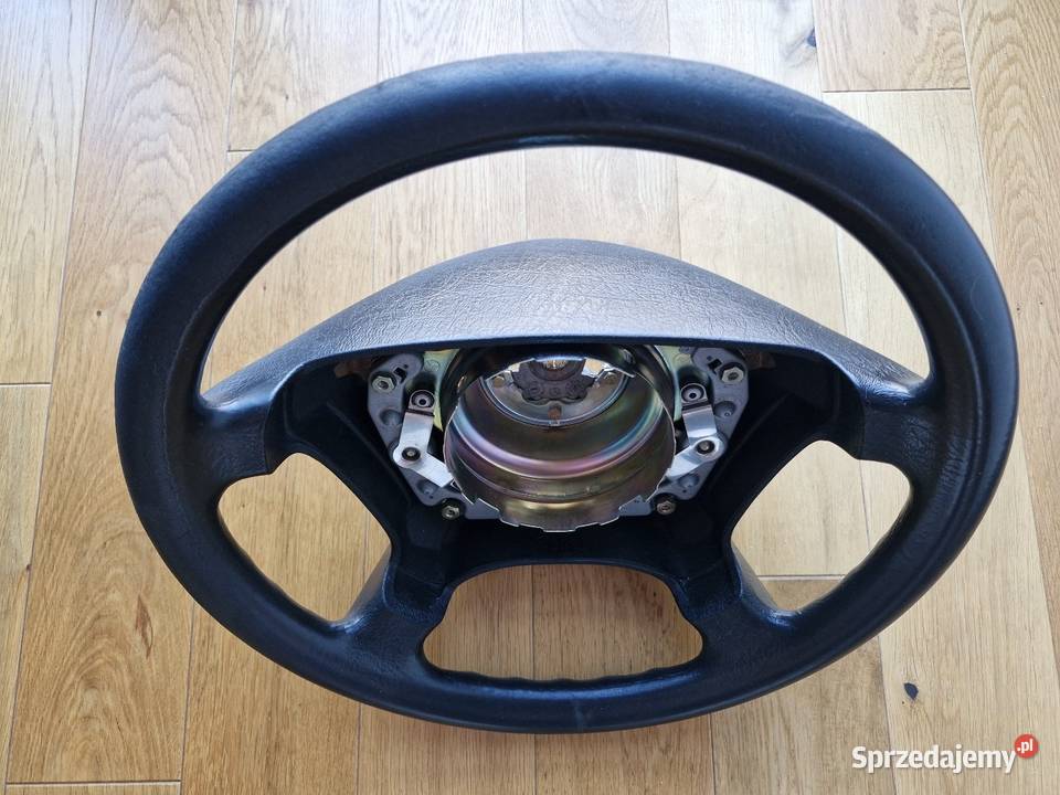Kierownica Mercedes 124 210 202