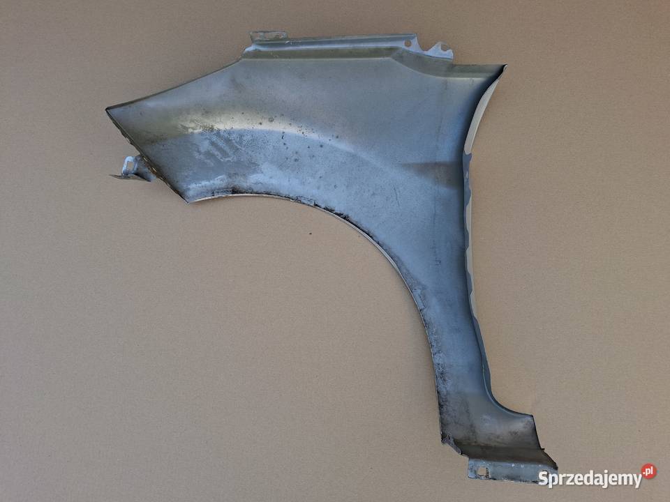 FORD FIESTA VII MK 7 BŁOTNIK PRAWY PRZÓD Błotniki Bieleń