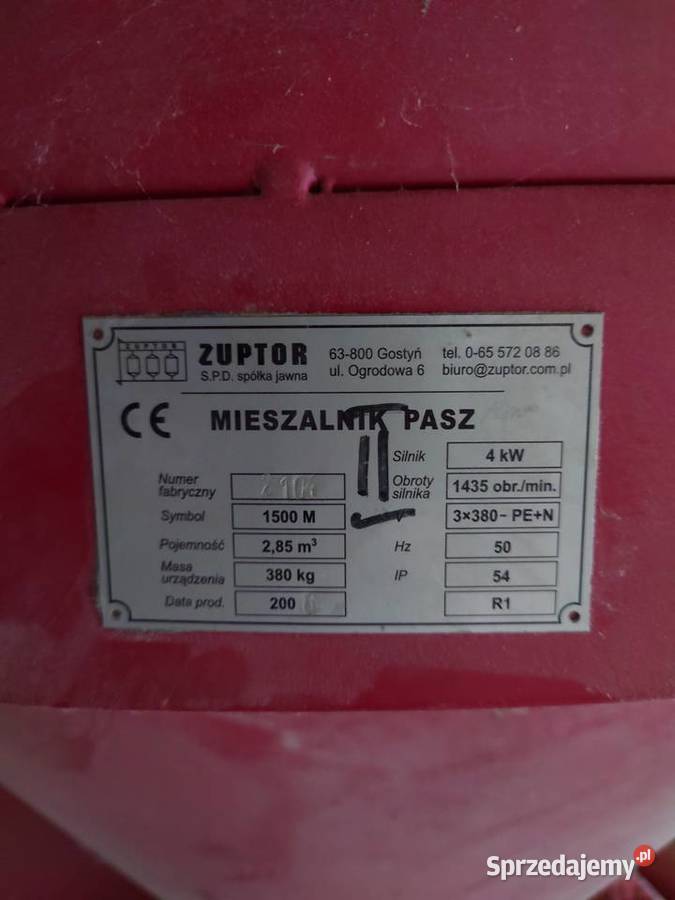 Mieszalnik pasz ze śrutownikiem Zuptor