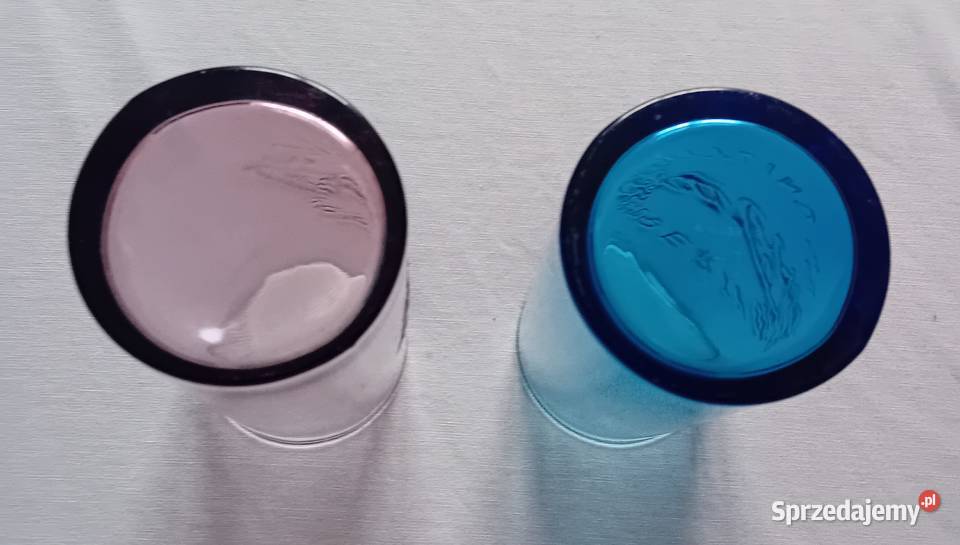 Dwie kolekcjonerskie szklanki Coca Cola Property